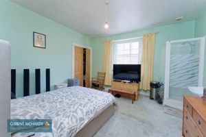 Bedroom- click for photo gallery